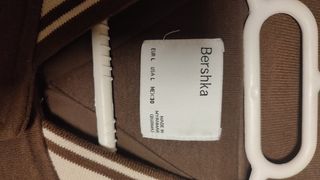 Chaqueta Beisbolera Bershka Marrón y Beige