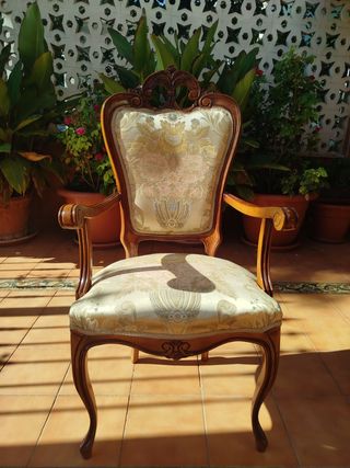 Salón Madera Estilo Isabelino