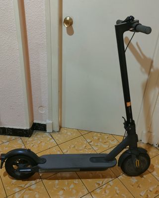 Patinete eléctrico Xiaomi essencial
