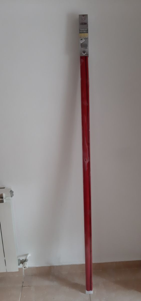 Estor enrollable rojo