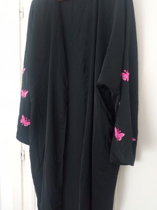 Kimono Túnica Negra Mariposas Rosas Talla 3XL