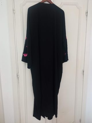 Kimono Túnica Negra Mariposas Rosas Talla 3XL