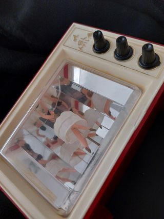 Televisor Miniatura Caja Música
