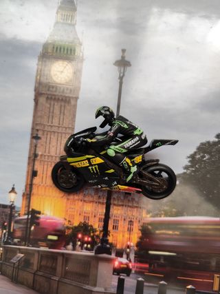 Moto con piloto