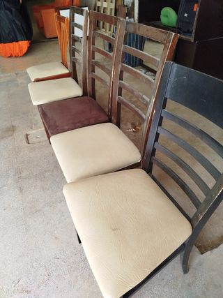Juego de 5  Sillas de Comedor