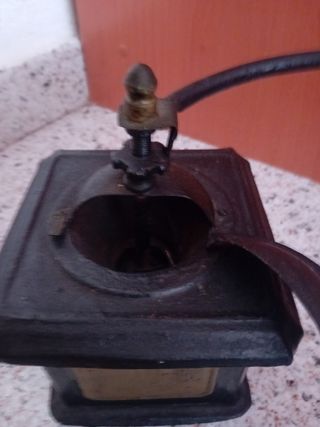 Molinillo de café antiguo ELMA