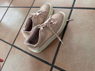 Nike Air Force 1 Rosa Scamosciate