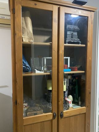 Vitrina madera Ikea estilo rústico 
