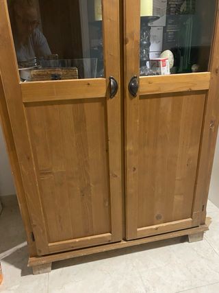 Vitrina madera Ikea estilo rústico 