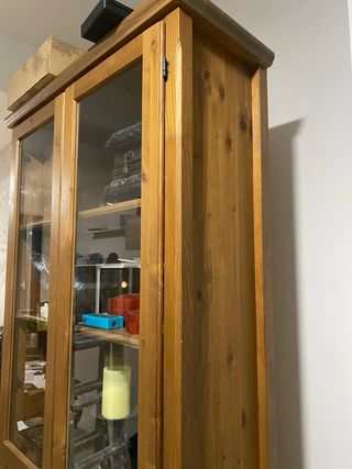 Vitrina madera Ikea estilo rústico 