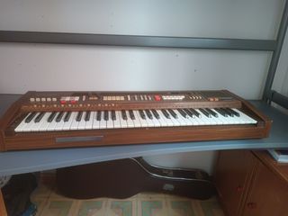 Teclado Casio Casiotone CT-701 Vintage