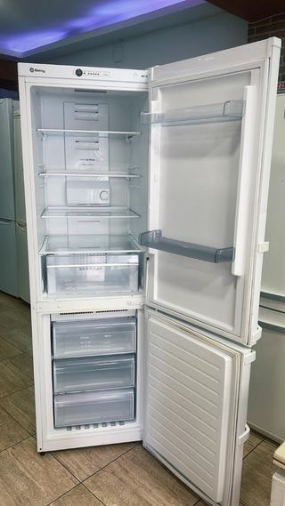 Nevera Balay Combi No Frost Clase A+++ con garanti