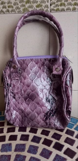 Borsa a mano viola effetto pitone