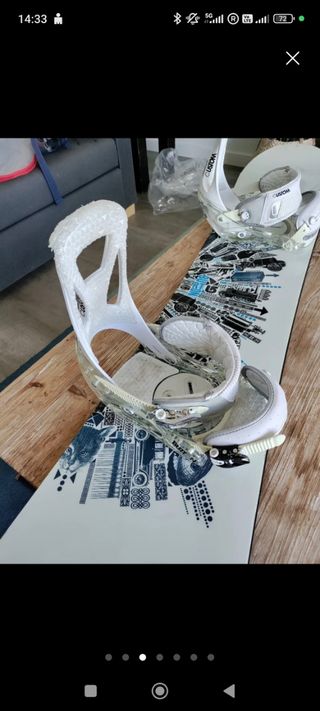 Snowboard Burton 1m55 con fijaciones
