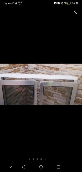 Ventana de aluminio
Vengo urgentemente 
