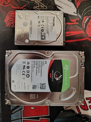 2 Discos Duros NAS Seagate 4tb y Toshiba 2tb