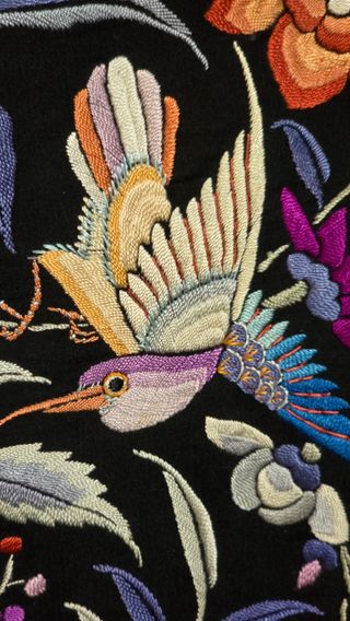 Manton de Manila Antiguo Bordada Pájaros Flores