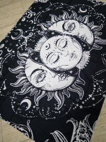 Arazzo Decorativo Sole Luna Stelle. 