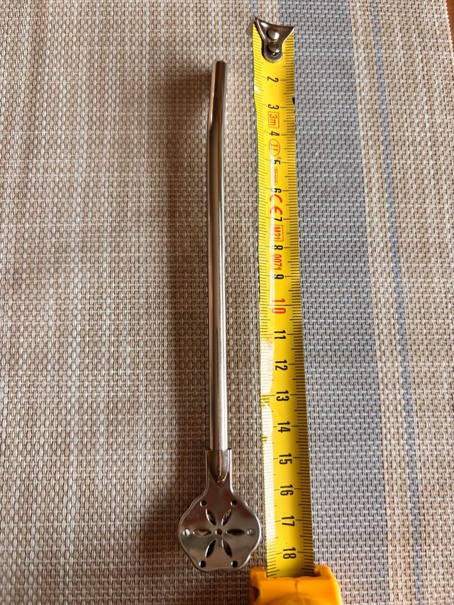 Bombilla de mate de metal 18 cm