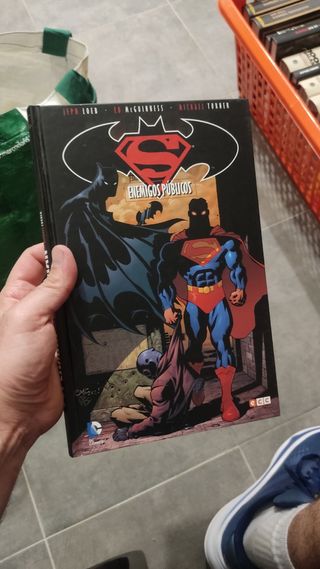 Batman y Superman Enemigos públicos