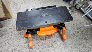 Mini banco de trabajo Black & Decker
