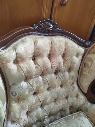 Dos butacones Isabelinos madera