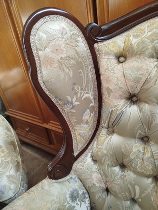 Dos butacones Isabelinos madera