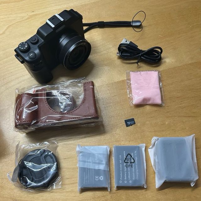 Fotocamera digitale 4K da 64 MP con obiettivo a doppia messa a fuoco da 64 GB