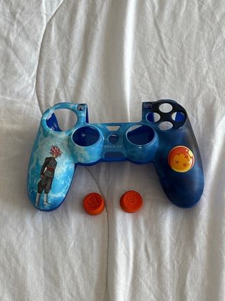 Capa Dragon Ball para Comando PS4