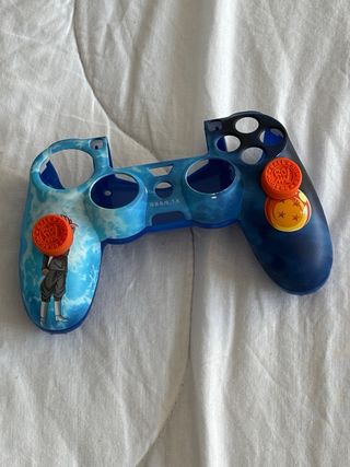 Capa Dragon Ball para Comando PS4