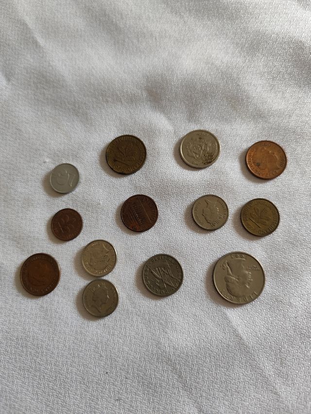 Monedas antiguas de varios países