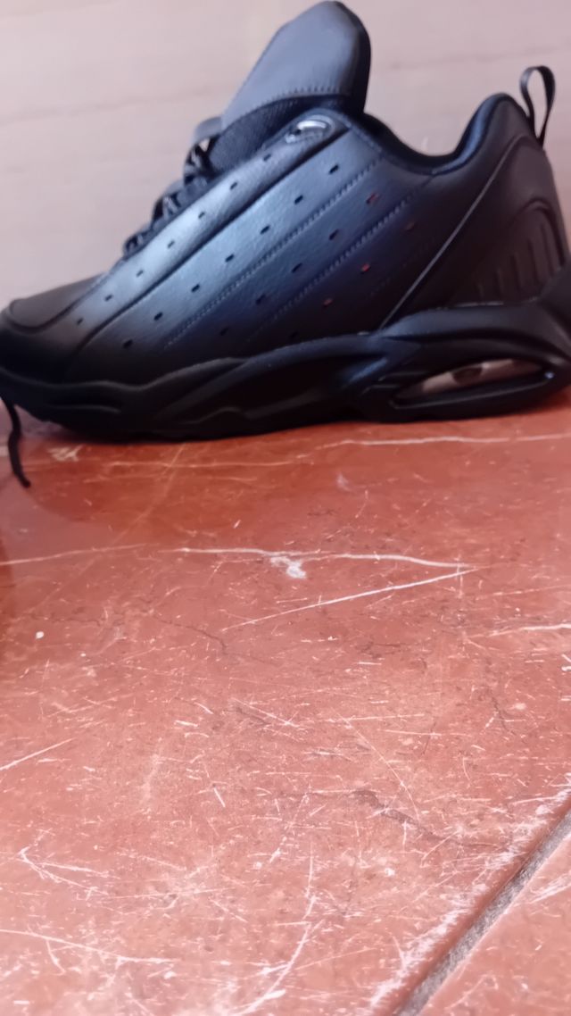 Zapatos negros para hombre