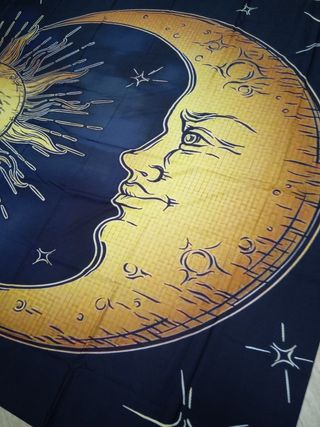 Arazzo Decorativo Sole e Luna Nero/Oro.