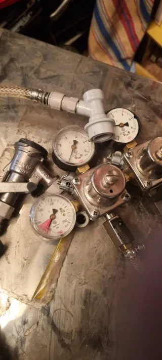 Enfriador de Cerveza con tirador de 5 grifos