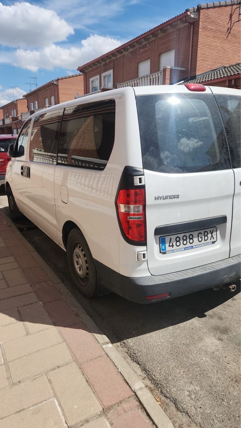 Hyundai H-1 2009 - foto 1