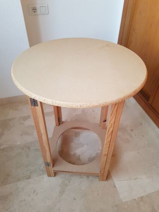 Mesa redonda plegable con funda