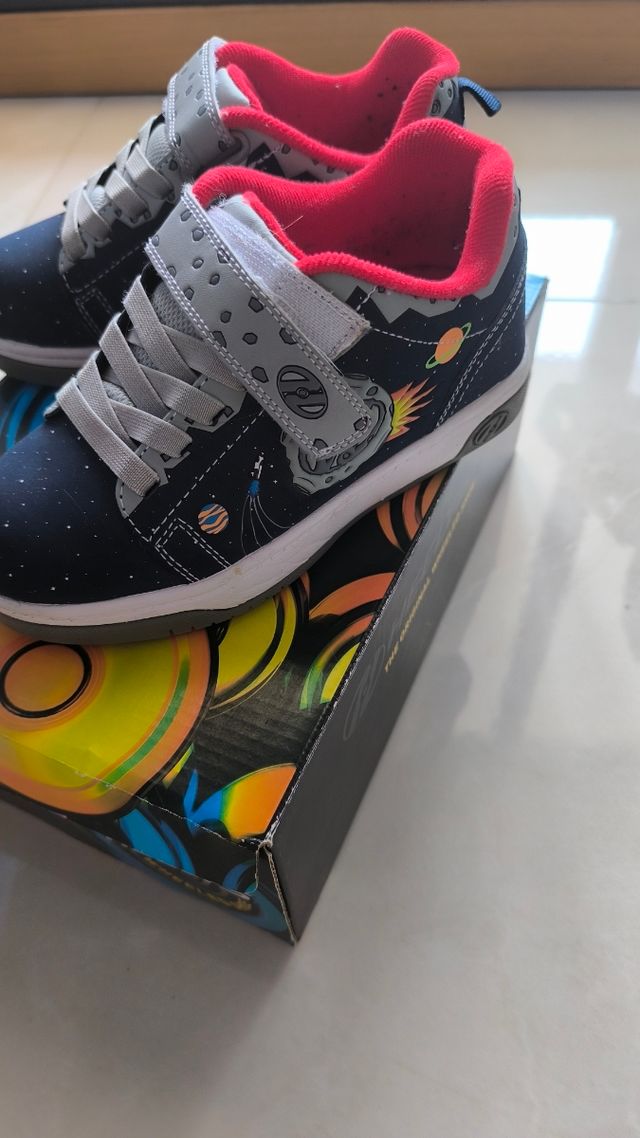 Tenis con ruedas desmontables