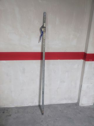 Barra para camiones Datacol le faltan las gomas