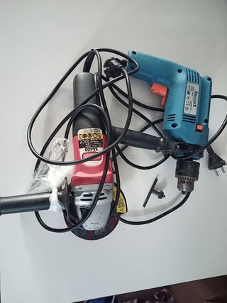 Trapano avvitatore tassellatore e Smerigliatrice