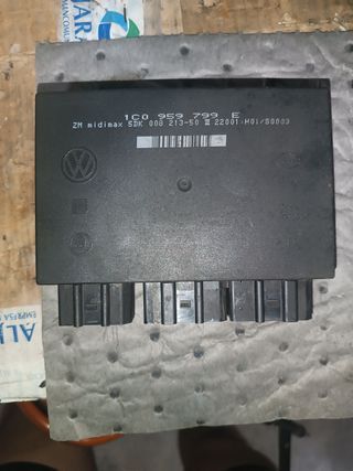 Centralita Seat Toledo 1C0 959 799 E
