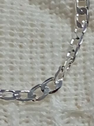 Cadena de plata