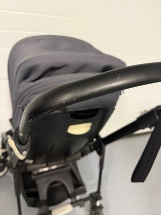 Bugaboo Bee5 Silla Negra. Capota y colchoneta gris
