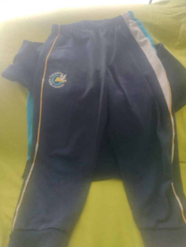Uniforme Colegio Fuenlabrada