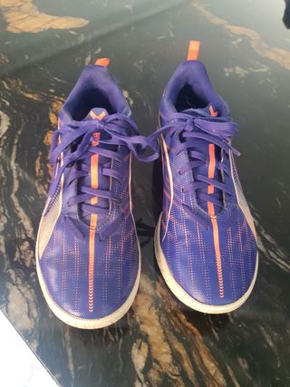 Deportivas Fútbol Sala Puma Morado Naranja