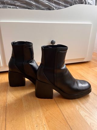 Botines negros tacón ancho