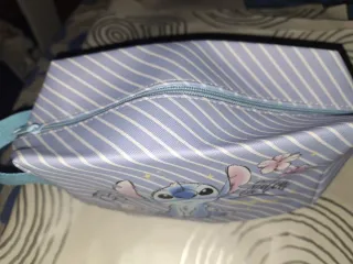 Estuche Stitch Azul Rayas