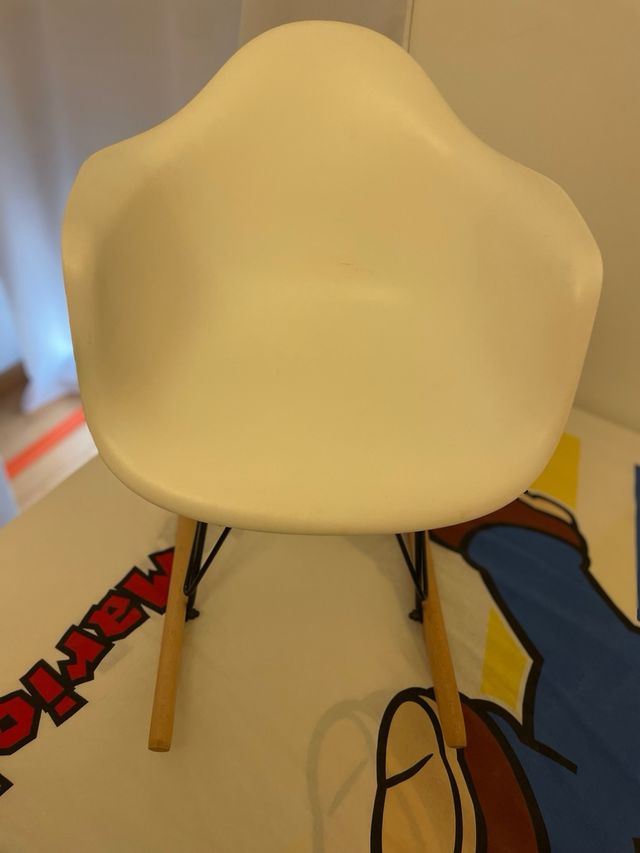 Silla Mecedora Infantil Nórdica Blanca