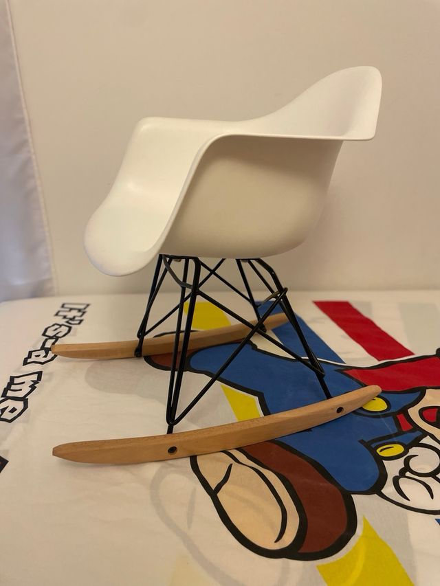 Silla Mecedora Infantil Nórdica Blanca