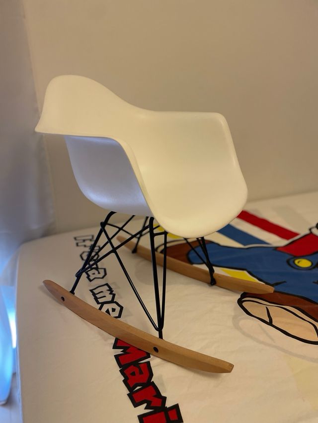 Silla Mecedora Infantil Nórdica Blanca