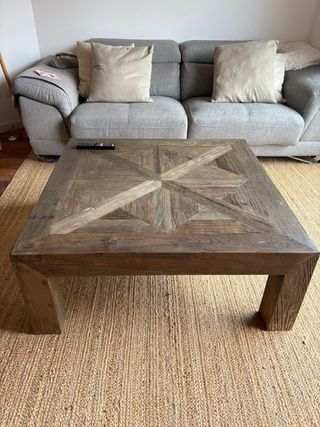 Mesa de centro de madera rústica